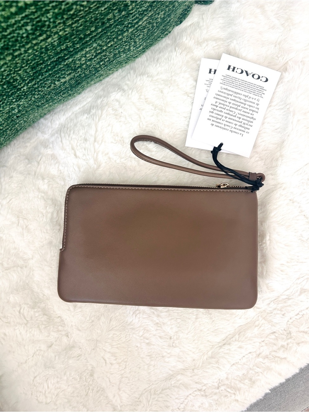 NWT🥀Coach Double Zip Wristlet
In Signature Jacquard With Floral Embroidery CEF63 - Picture 3 of 7